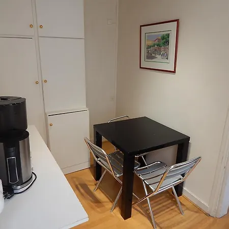 Studio Francs Bourgeois * Paris